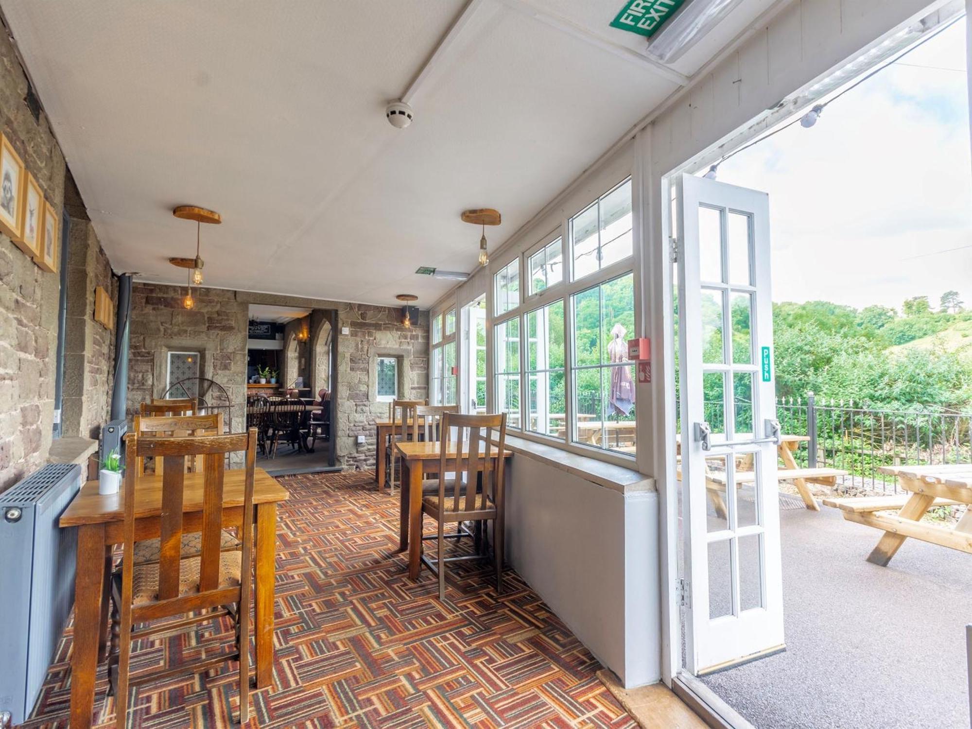 Ross-on-Wye 岔路上的旅馆酒店 外观 照片