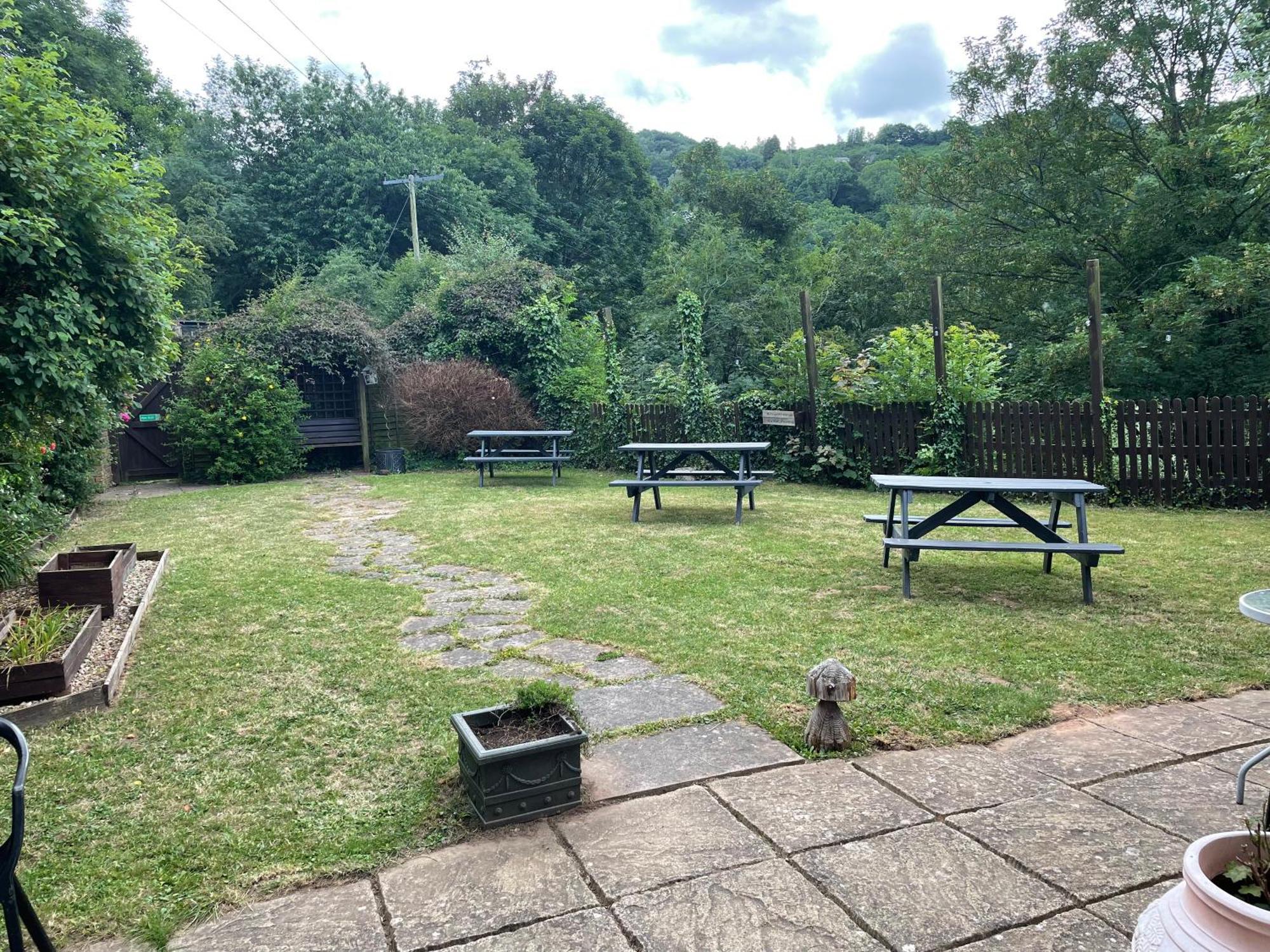 Ross-on-Wye 岔路上的旅馆酒店 外观 照片